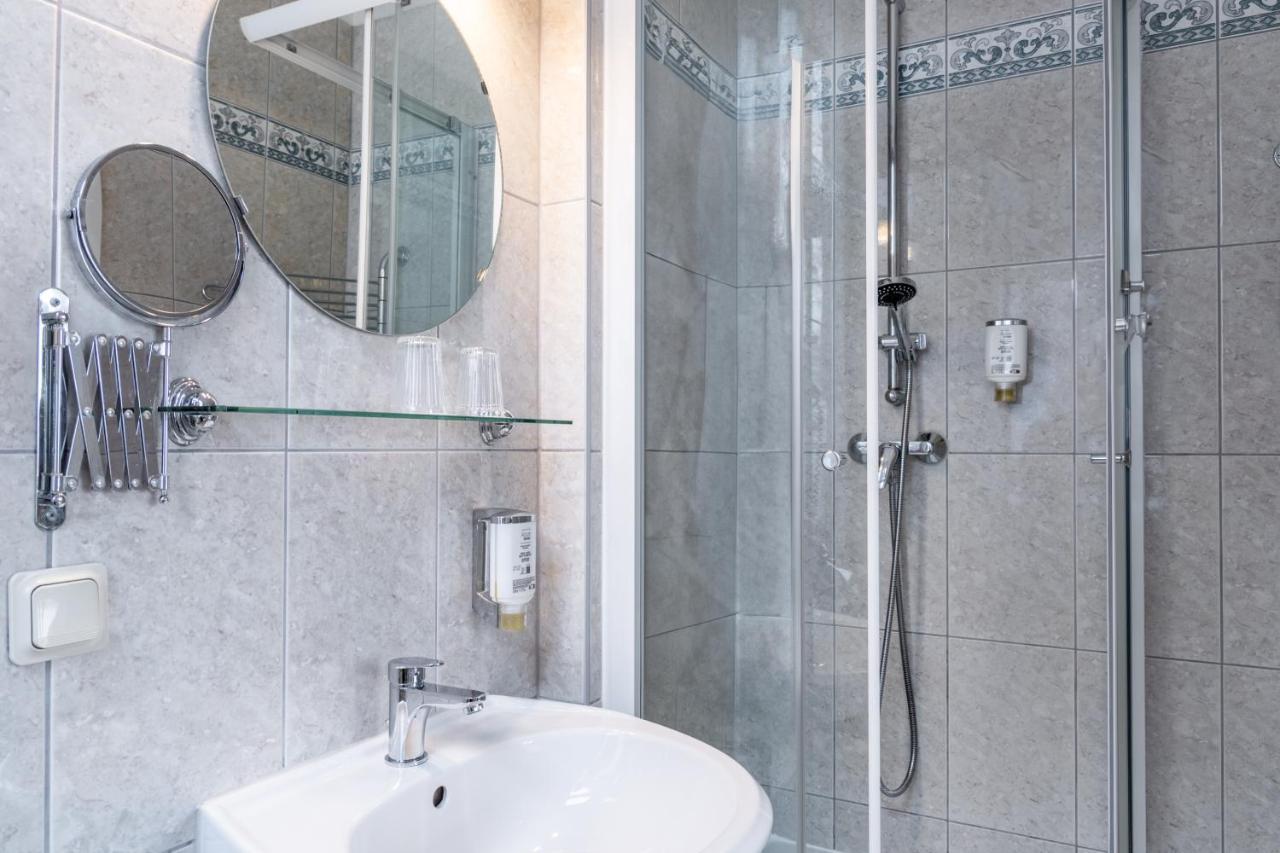 Schlossberg-Hotel Garni Wernigerode Ngoại thất bức ảnh
